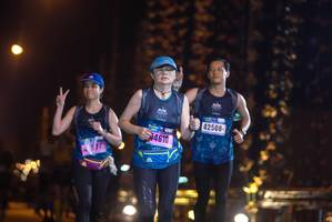 BIB: 4610
                            <button type="button" onclick="openModal(18284005)" class="btn btn-primary btn-sm float-right btn-popup" data-toggle="modal" data-target=".modal-high-quality">
                        <i class="fas fa-shopping-cart"></i> Add to Cart
                    </button>
                                            <button type="button" onclick="isThisMe(18284005, true)" class="btn btn-success btn-sm float-right btn-popup btn-isme hidden" data-toggle="tooltip" data-placement="bottom" title="นี่คือรูปของคุณใช่ไหม คลิกที่นี่เพื่อเอาเข้าอัลบั้ม">
                        <i class="fas fa-plus"></i> Add to album
                    </button>
                    <button type="button" onclick="isThisMe(18284005, false)" class="btn btn-warning btn-sm float-right btn-popup btn-isnotme hidden">
                        <i class="fas fa-ban"></i> Remove from album
                    </button>